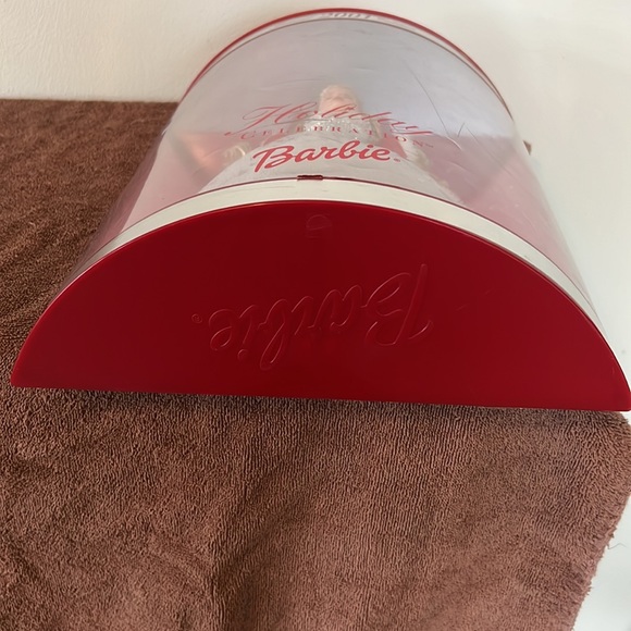 2001 Holiday Barbie - Picture 4 of 6